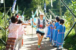 BIB: 3322
                            <button type="button" onclick="openModal(19033988)" class="btn btn-primary btn-sm float-right btn-popup" data-toggle="modal" data-target=".modal-high-quality">
                        <i class="fas fa-shopping-cart"></i> Add to Cart
                    </button>
                                            <button type="button" onclick="isThisMe(19033988, true)" class="btn btn-success btn-sm float-right btn-popup btn-isme hidden" data-toggle="tooltip" data-placement="bottom" title="นี่คือรูปของคุณใช่ไหม คลิกที่นี่เพื่อเอาเข้าอัลบั้ม">
                        <i class="fas fa-plus"></i> Add to album
                    </button>
                    <button type="button" onclick="isThisMe(19033988, false)" class="btn btn-warning btn-sm float-right btn-popup btn-isnotme hidden">
                        <i class="fas fa-ban"></i> Remove from album
                    </button>